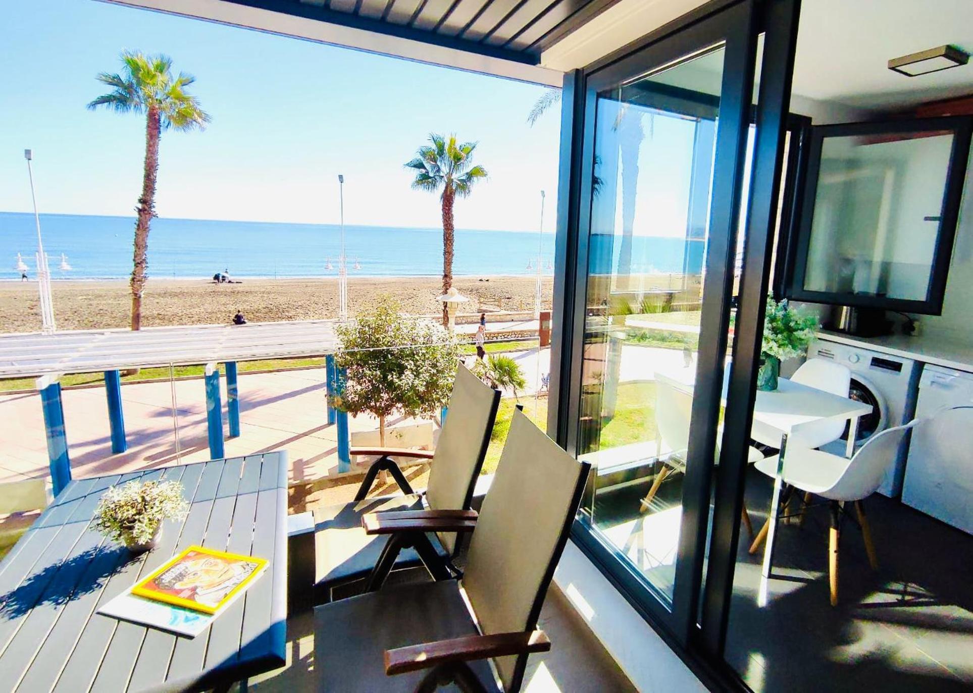 말라가 Gran Vivienda De Lujo Frente Al Mar 아파트 외부 사진