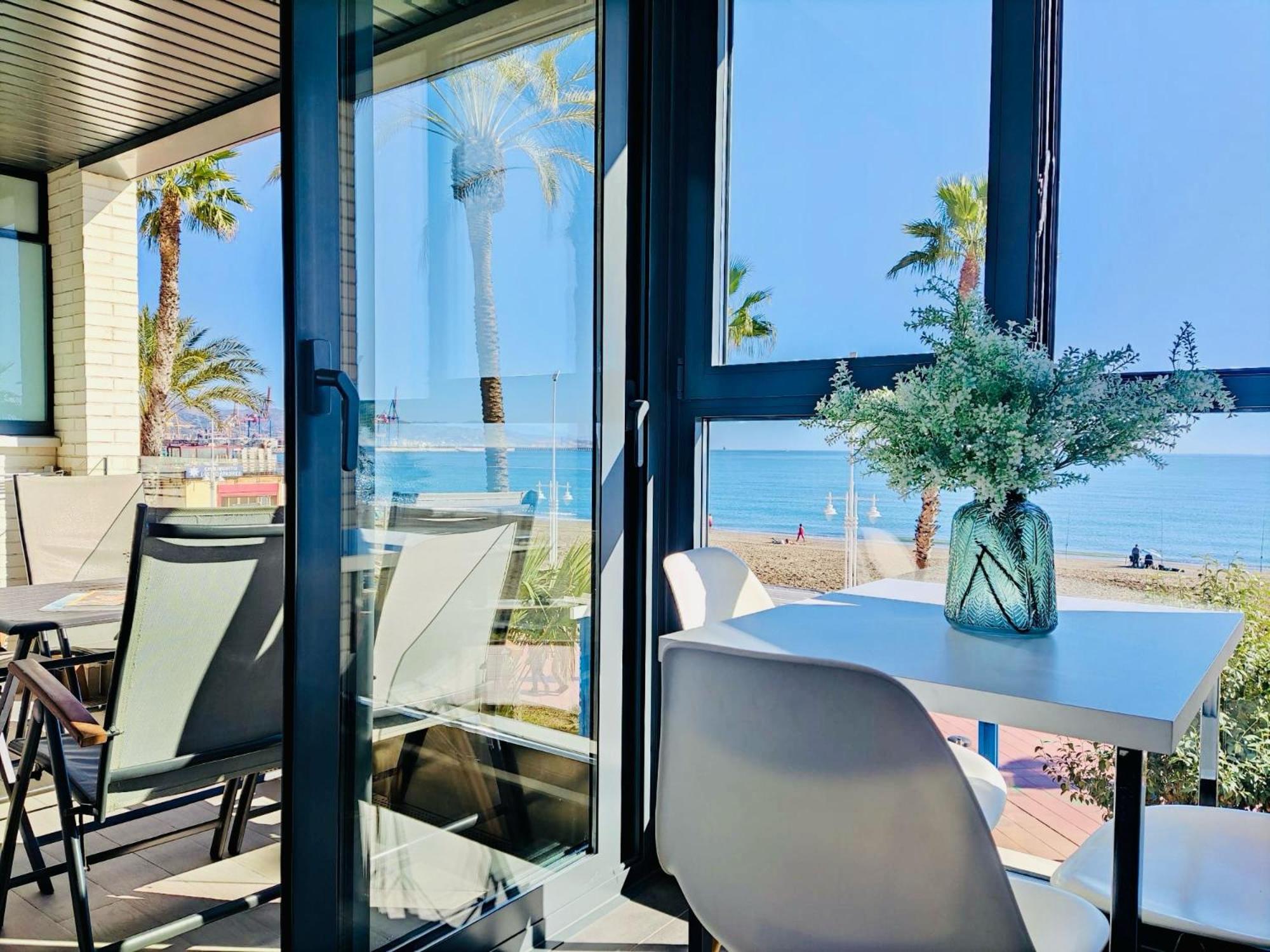 말라가 Gran Vivienda De Lujo Frente Al Mar 아파트 외부 사진